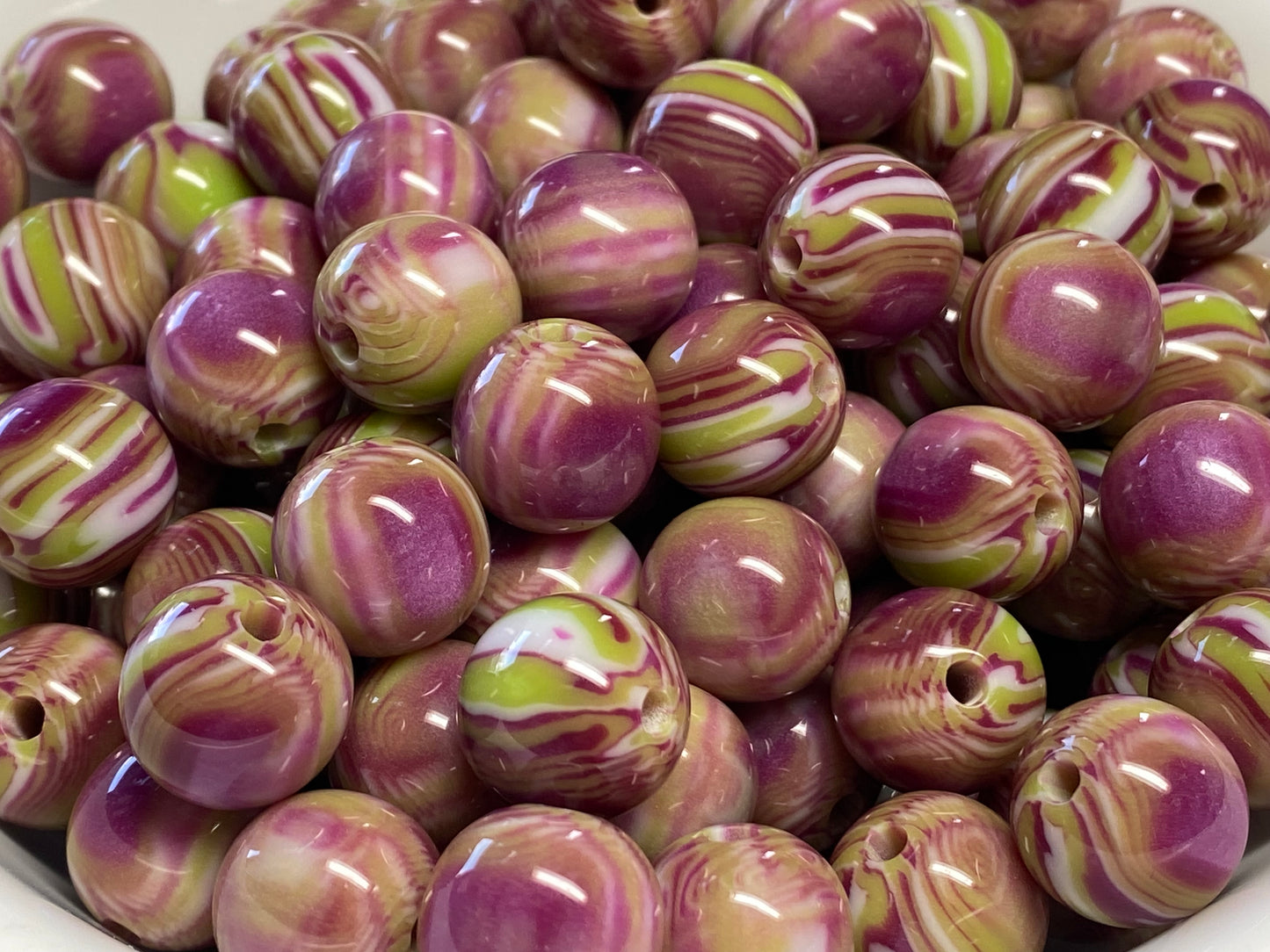 16mm purple and green marble bead