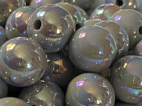 Basic gray uv coated bead