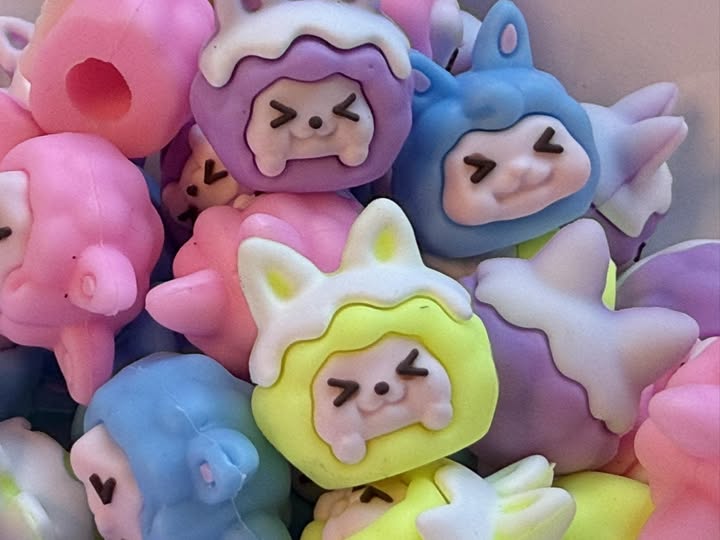 24mm cutie pie Kiki pen toppers