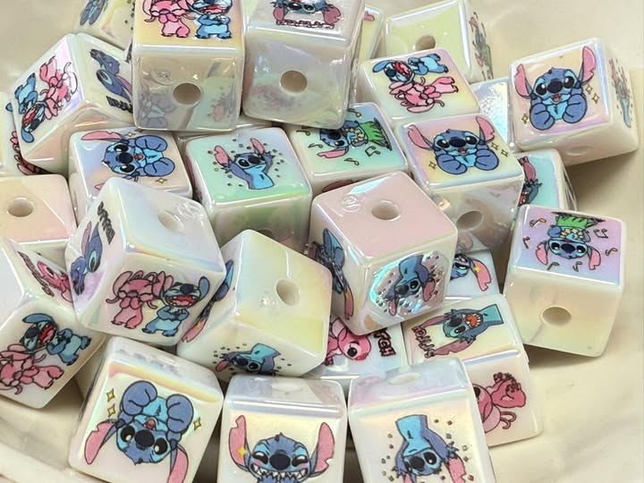 18mm stitch and Angel square beads