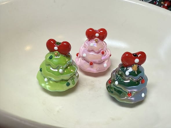 34mm 3D uv coated Christmas trees