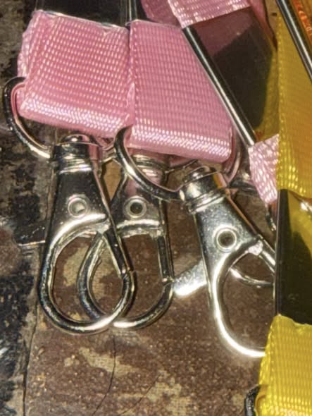 Lanyard with lobster claw clasp