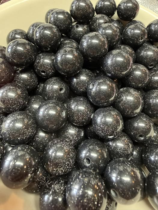 16mm halo glitter bead