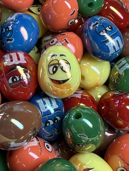 16mm M&M acrylic beads