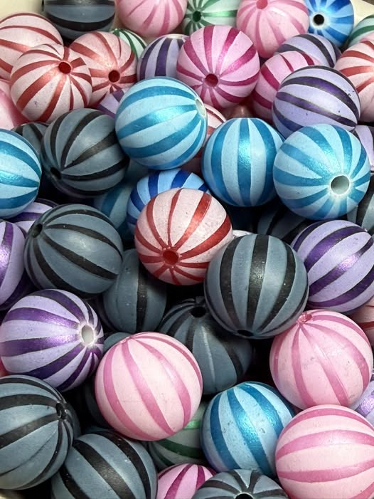 16mm beach ball metallic and frosted coated acrylic beads