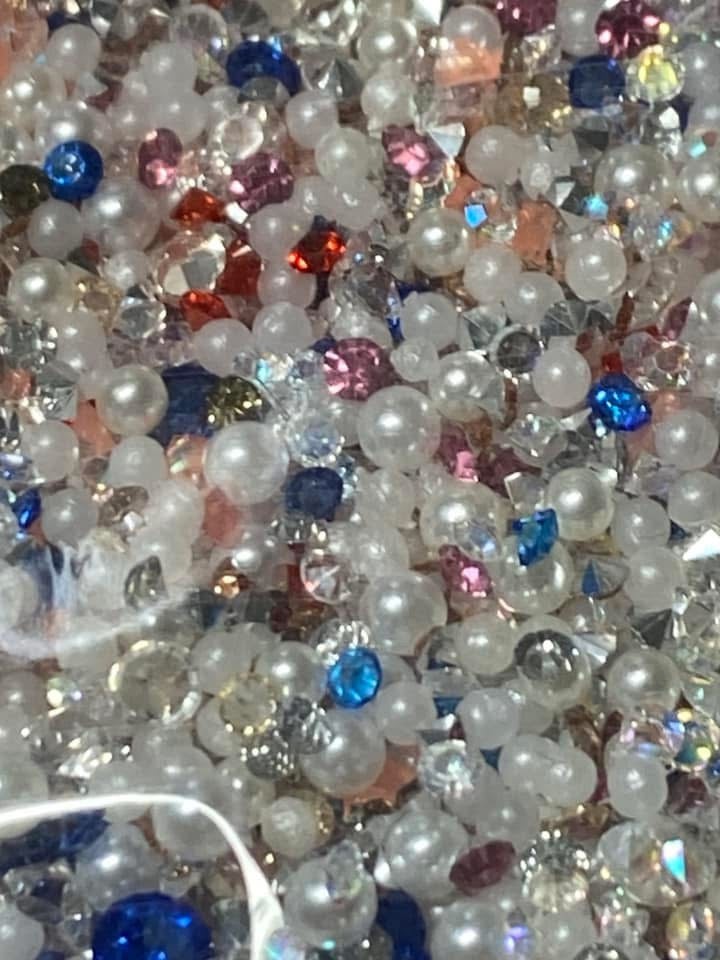 Acrylic sugar crystals for decorating your own pens,fancy beads, journal pages. Hair bands and so much more. Try using it on a bookmark!