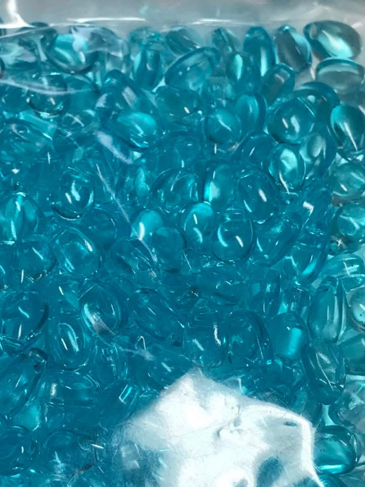 3cm glass water droplets with hole