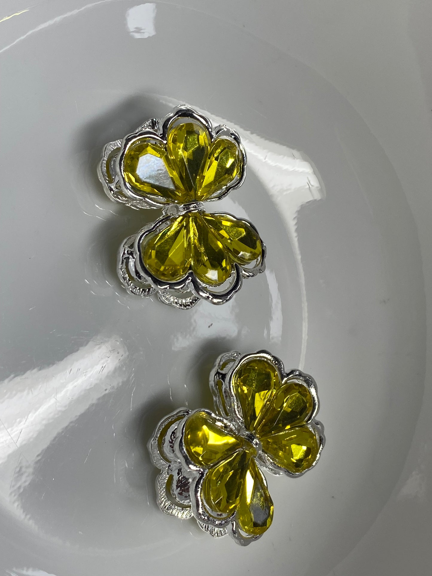 24mm 3D metal rhinestone bead
