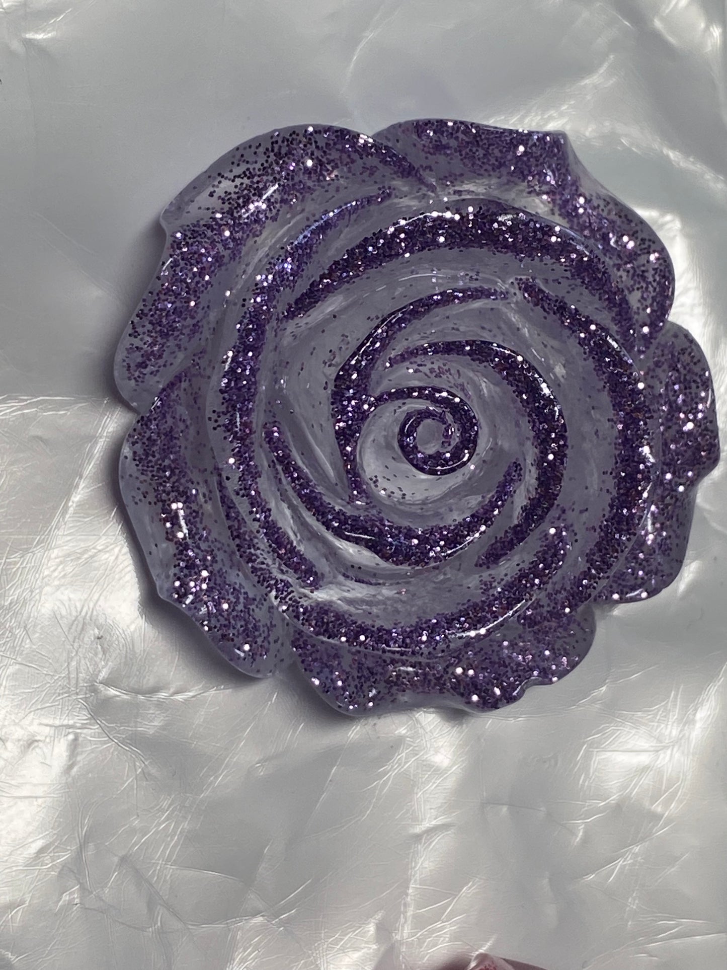 36mm lumi glitter and textured 3D rose flat back charms
