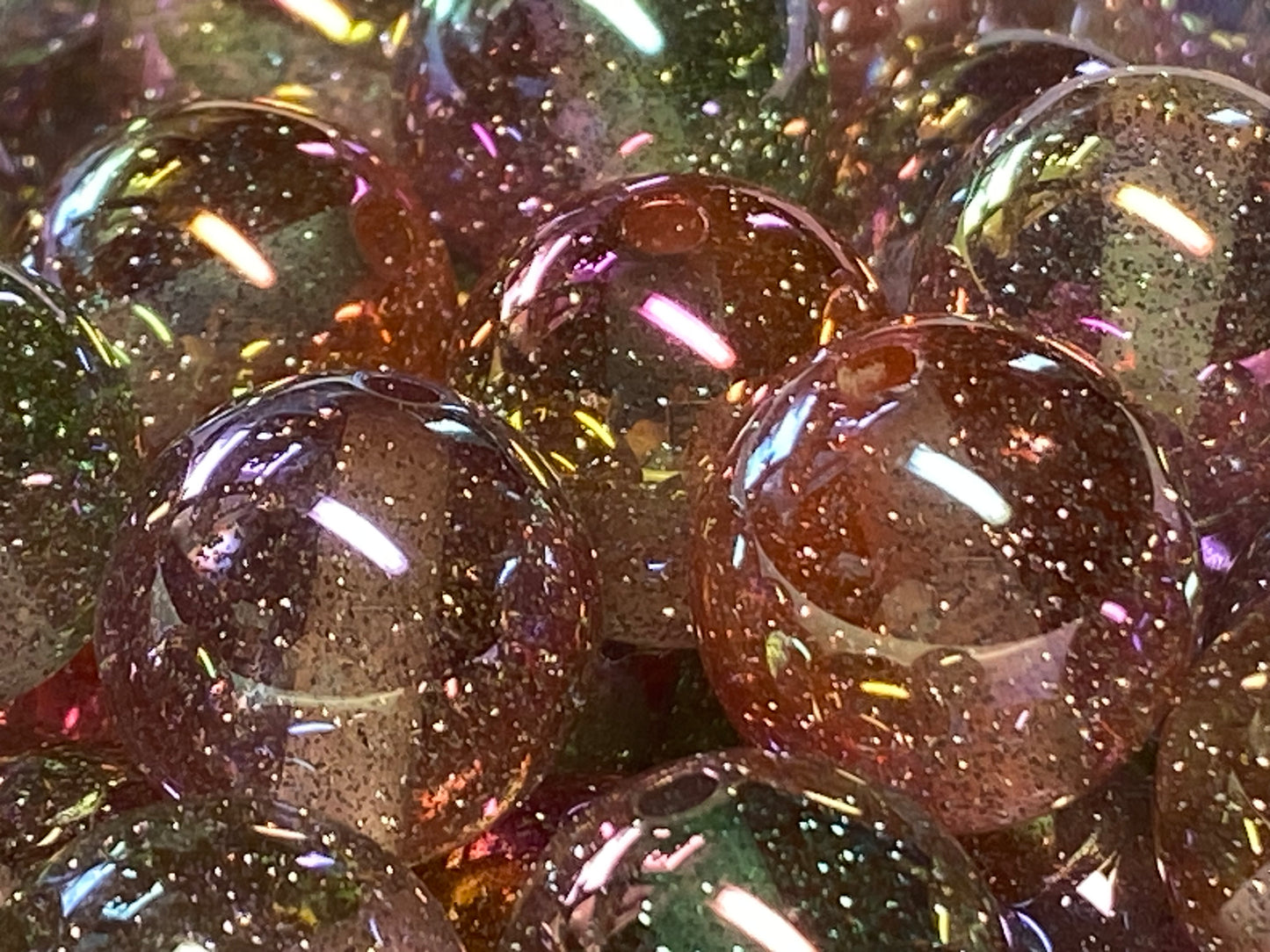 16mm clear 3 color ombré glitter with gold uv coating.