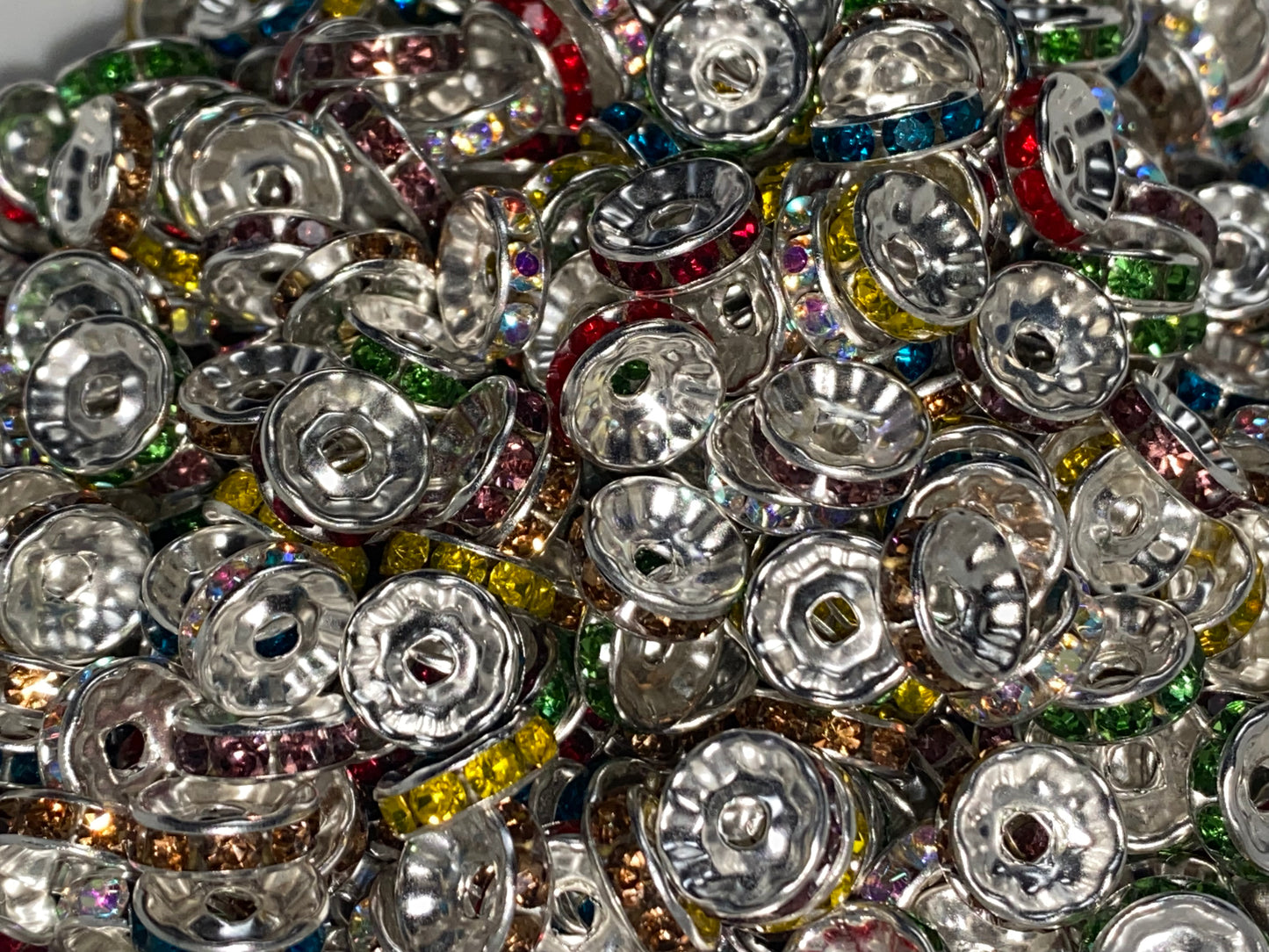 Metal rhinestone spacers