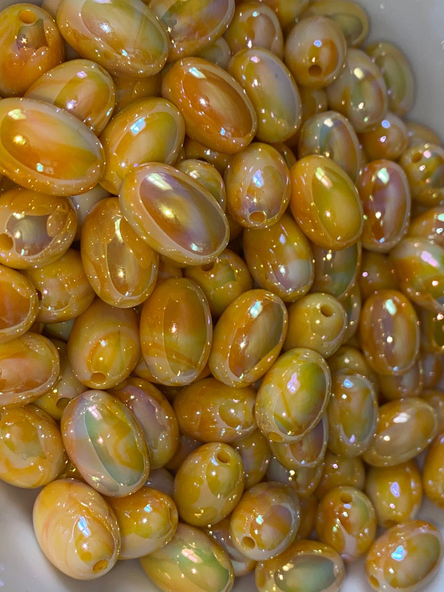 18mm oval color swirl bead