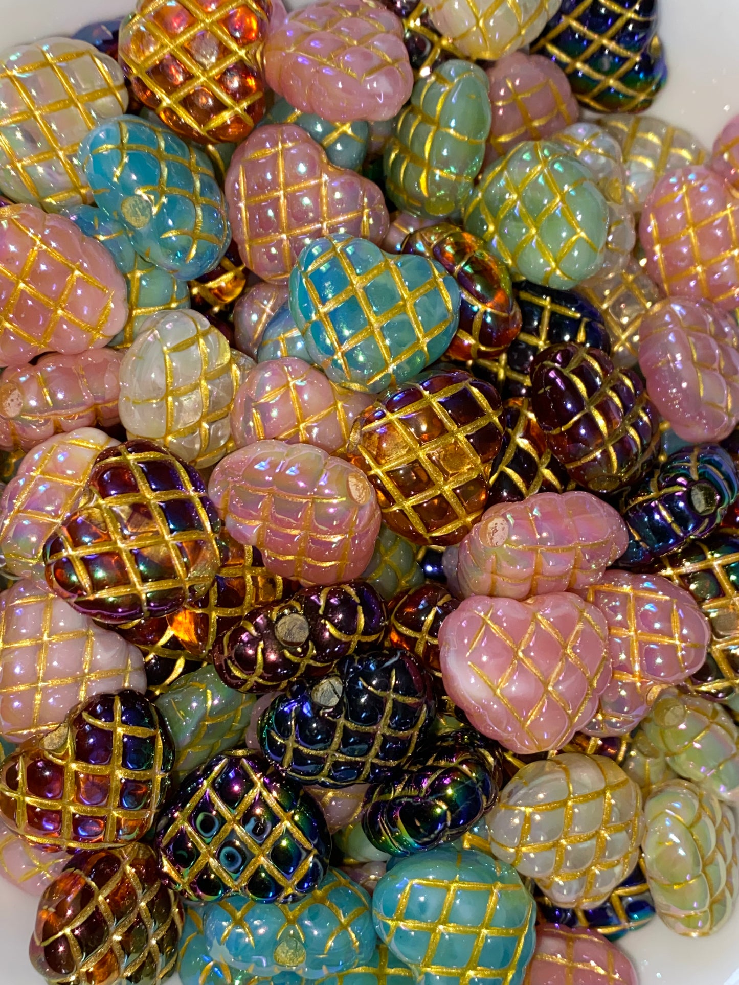 18mm waffle heart bead