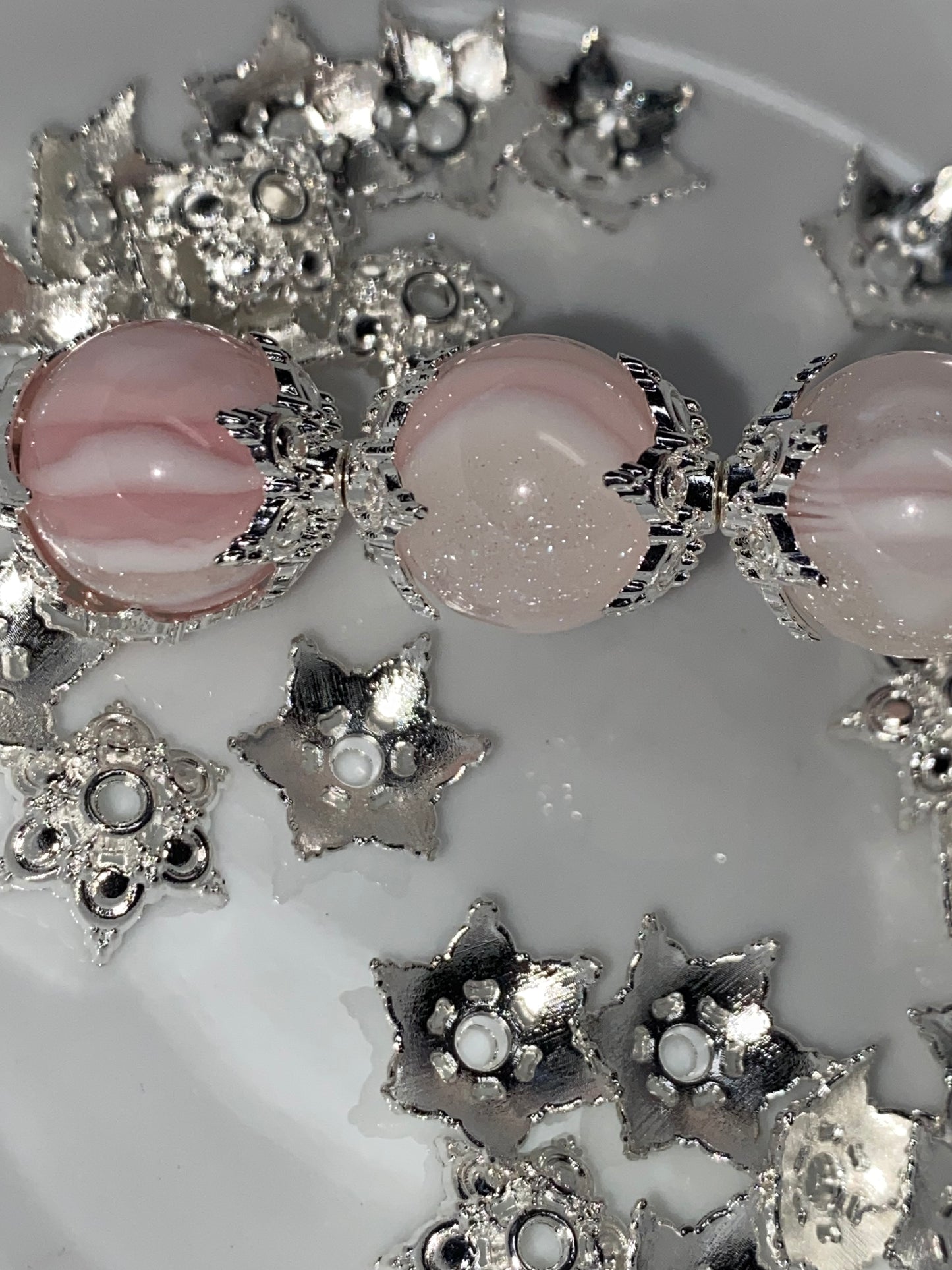 Silver pointed 16mm bead caps