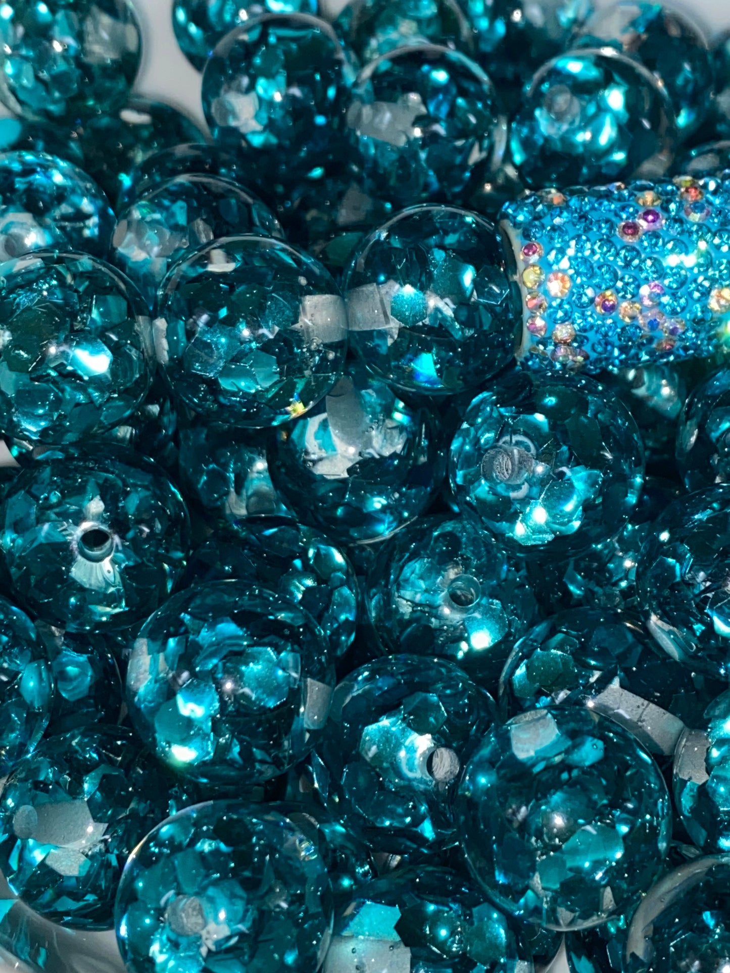 16mm flash glitter beads.