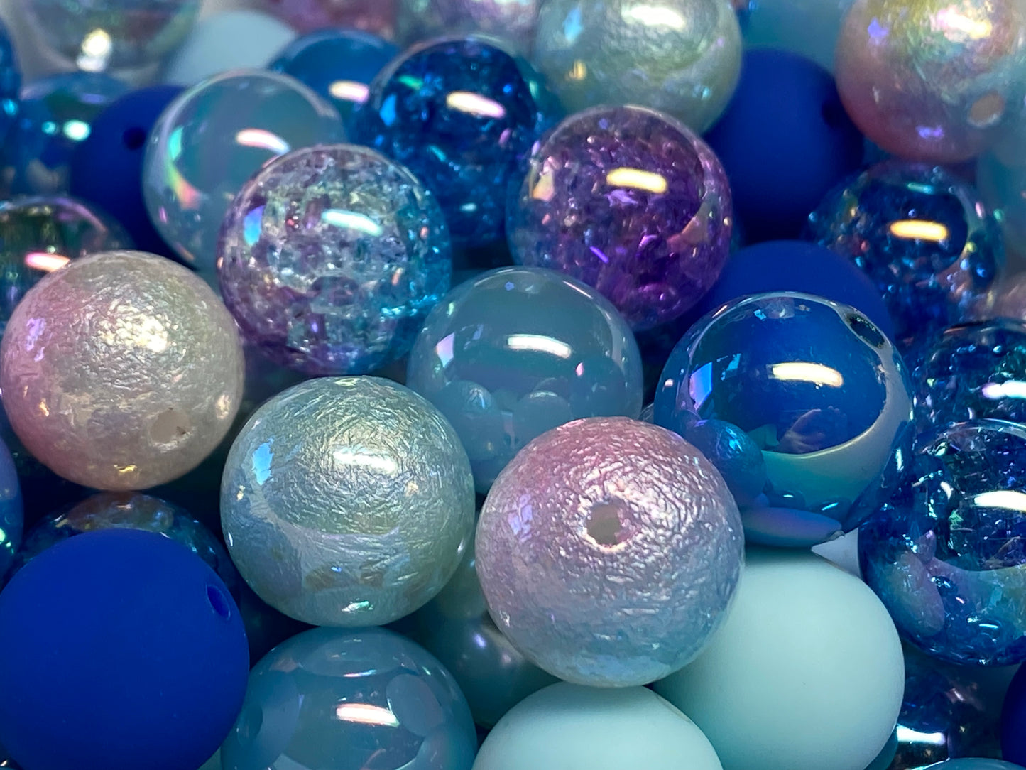 16mm shades of blue bead mix