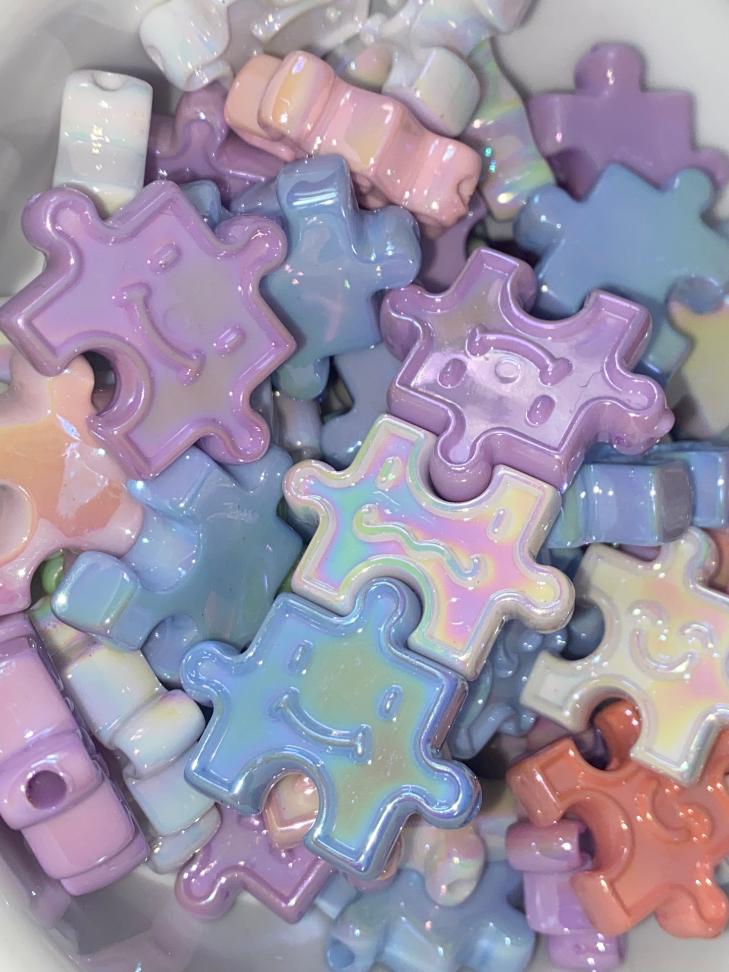 28mm puzzle pieces beads