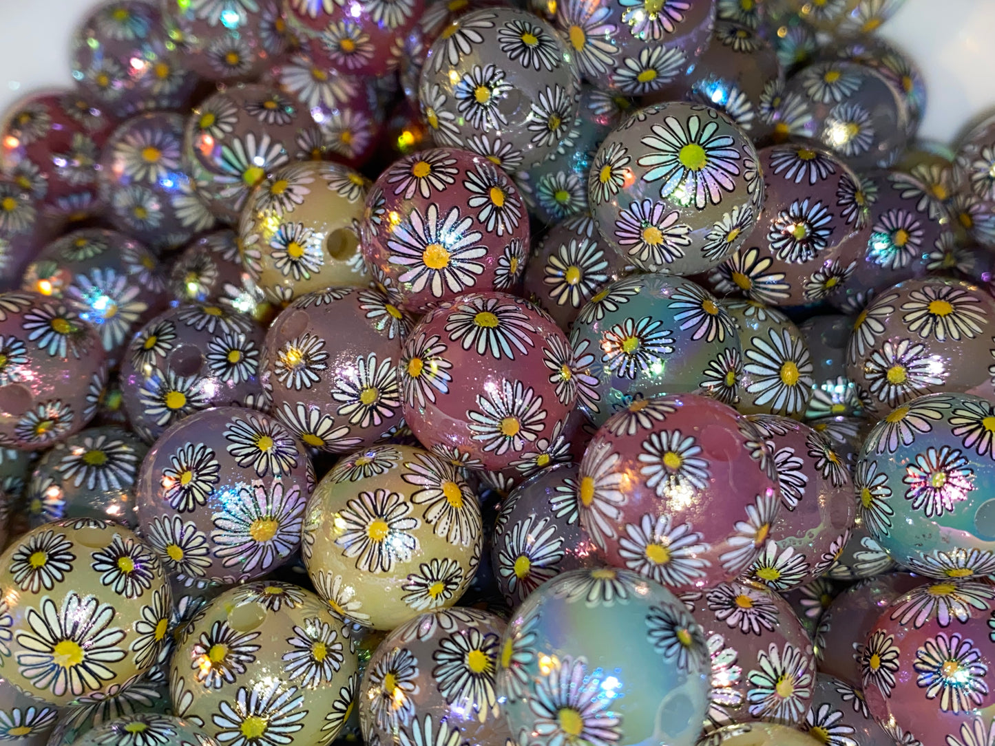 16mm luminous daisy bead