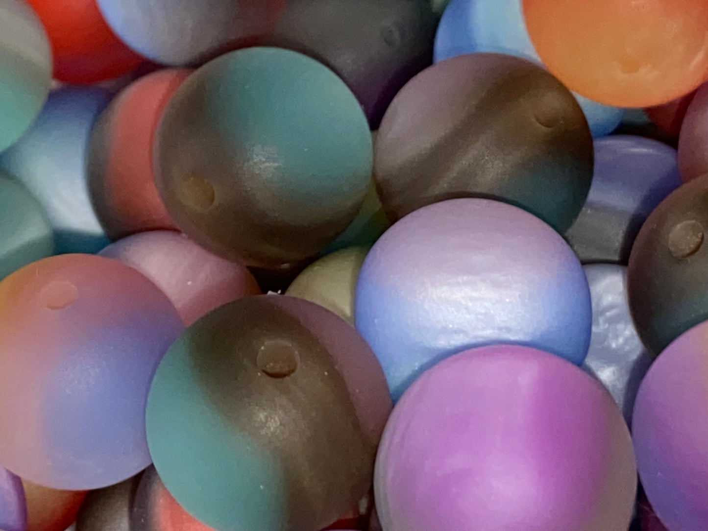 16mm matte ombré cats eye.