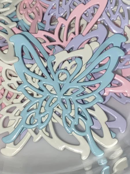 40mm metal flat pendants.