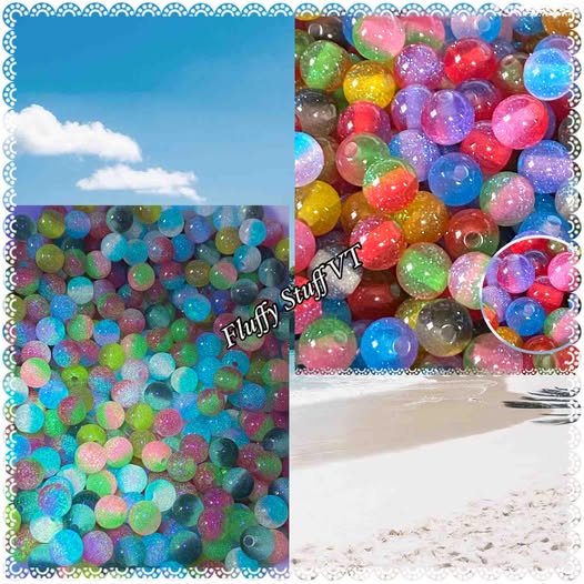 8mm ombre glitter bead. Perfect for cords and strings but not pens.