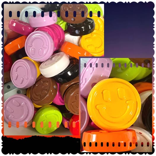 20mm fun smiling coin bead