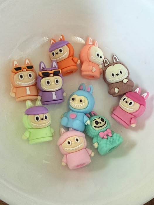 30mm rubber pen/straw toppers