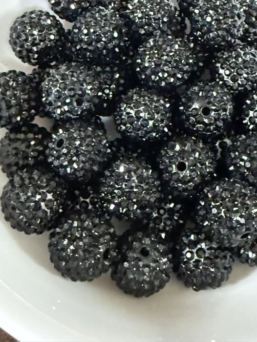 18mm acrylic rhinestone beads