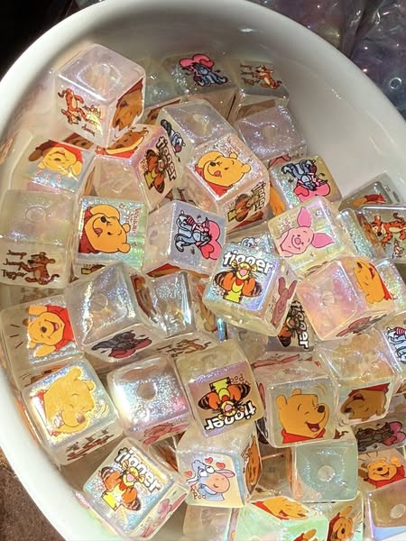 18mm Pooh and friends sky luminous beads