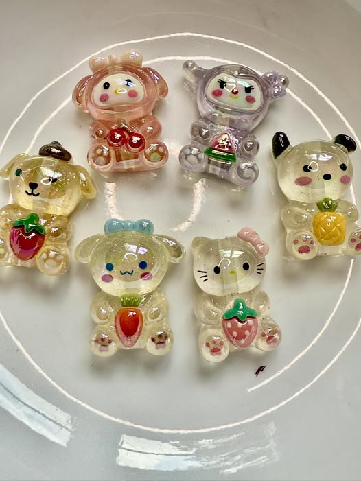 28mm Sanrio family beads.