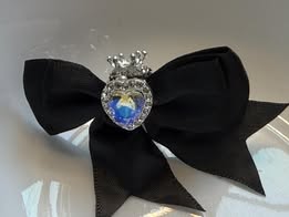 22mm fancy sugar and rhinestone bead with a stunning silver crown.