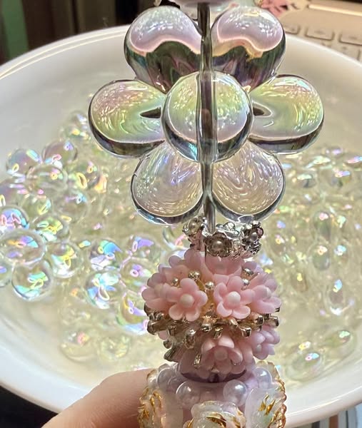 32mm ab coated clear flower bead.