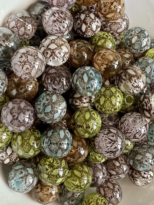 16mm dragon scale beads.