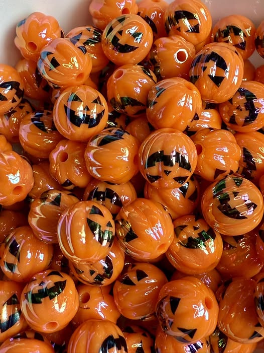 16mm pumpkin face pumpkin bead