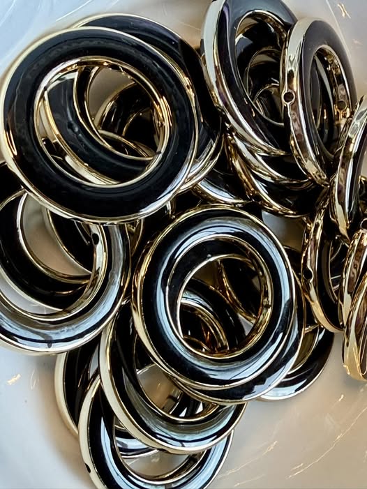 38mm glossy black with metallic gold color rims