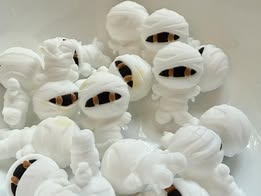 Focal silicone beads