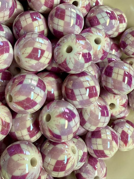 16mm purple argyle bead