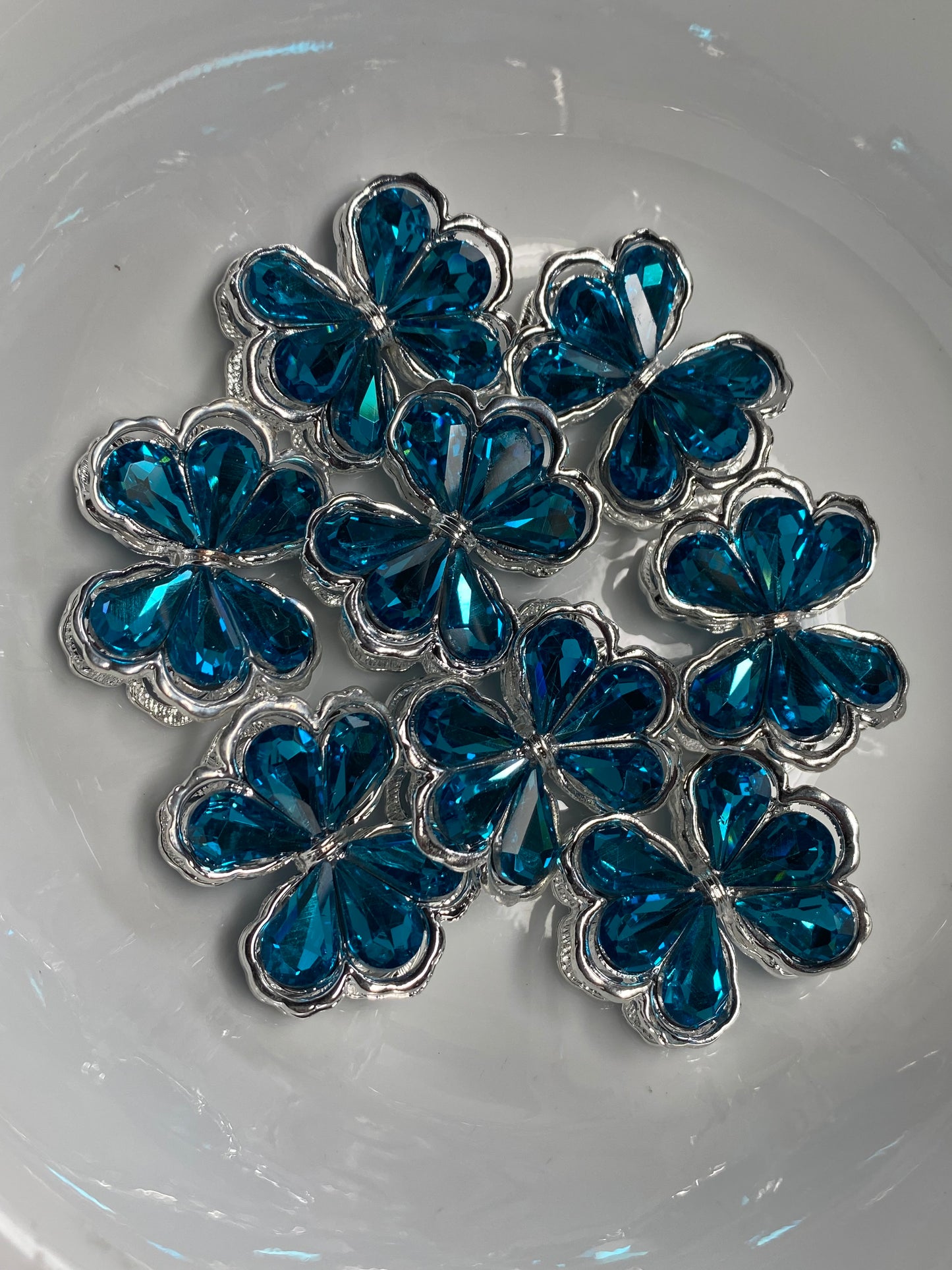 24mm 3D metal rhinestone bead