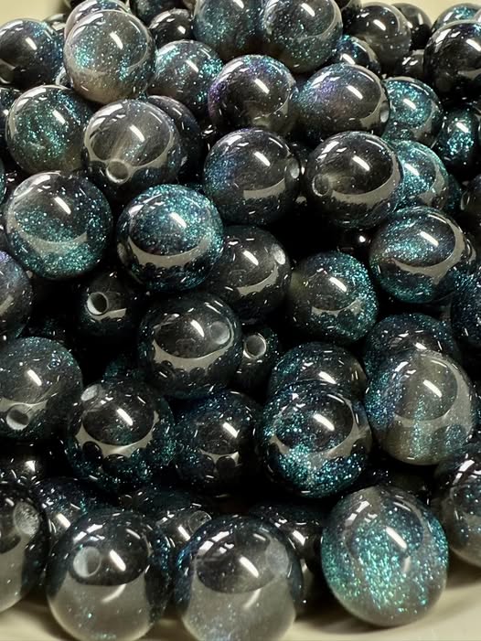 12mm galaxy resin beads