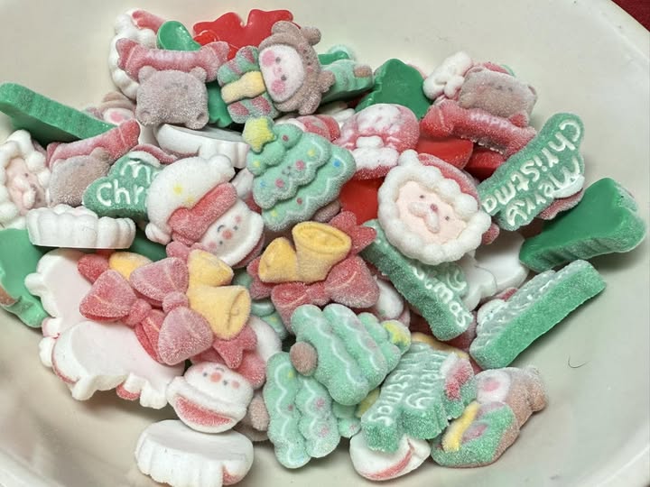 4cm fuzzy Christmas flat back charms