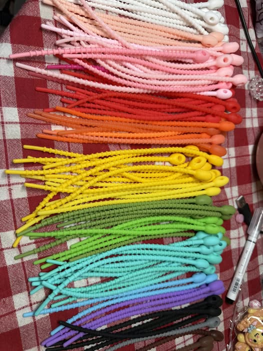 8.5” sperm head silicone zip ties