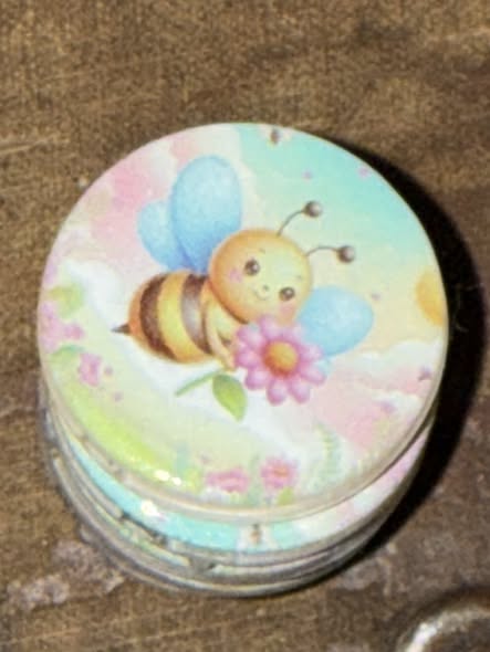 Acrylic double-sided focal bead