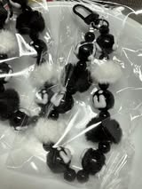 Wholesale beginner bag/phone charms: