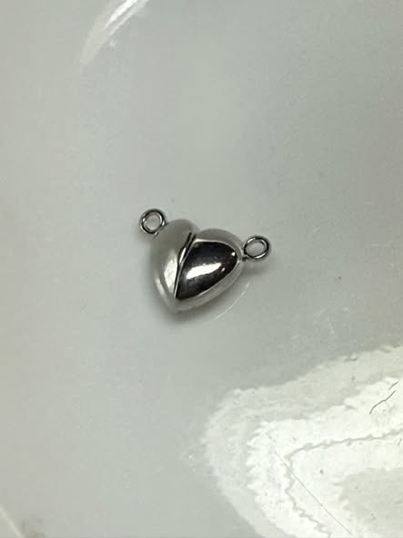 12mm magnetic heart clasp