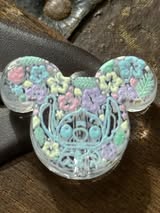 Acrylic double-sided focal bead