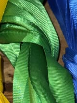 Lanyard with lobster claw clasp