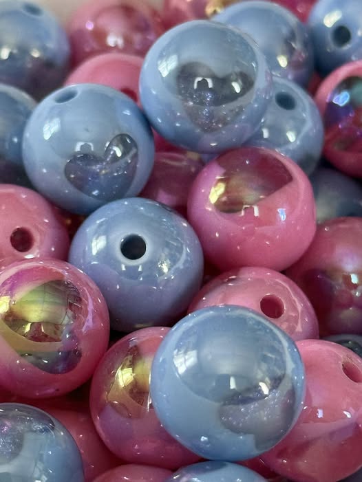 16mm pink and blue center heart beads