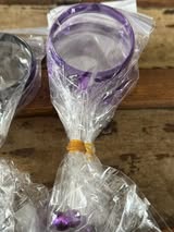 Beadable magnifying glass