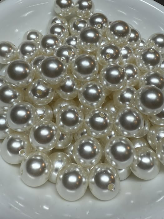 16mm classic pearl bead.