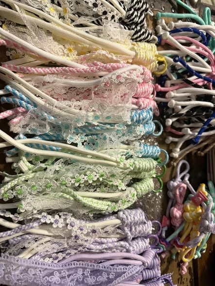 Wholesale beginner bag/phone charm/ropes/tassels